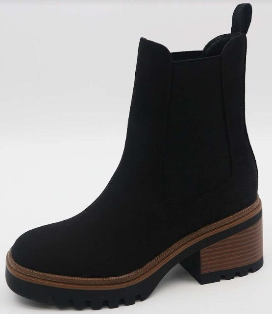 Black Rounded Toe Boots