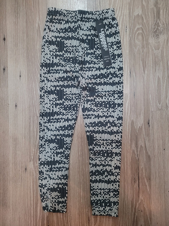 Girl's Black Geo Print Leggings