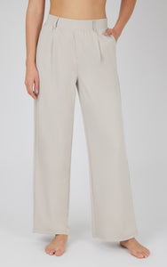 Women's Lux Daily Trouser Pleated Pants - Light Khaki