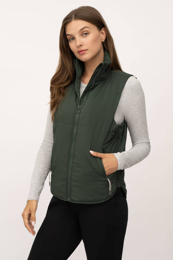 Women's Recycle Below Zero Puffer Vest - Dark Forest
