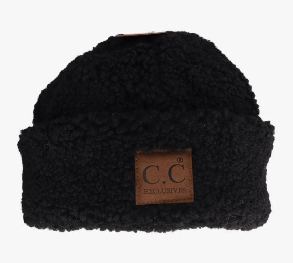 CC Sherpa Beanie - Black