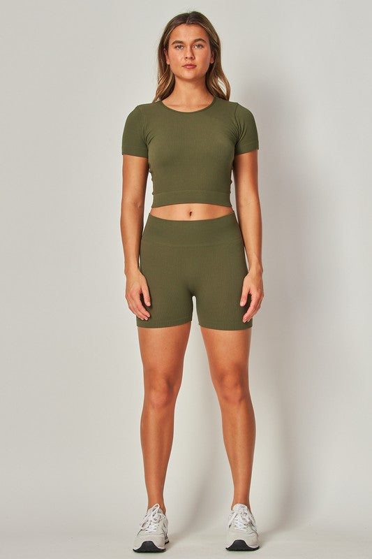 Seamless Crop Tee & Shorts Set - Olive