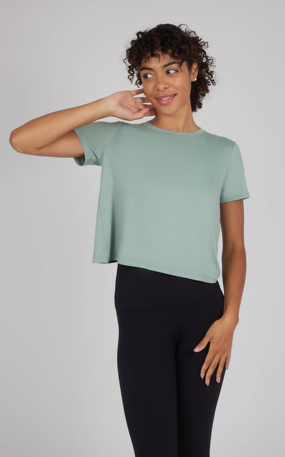 Women's Super Soft Short Sleeve Tee w Tulip Back: Green