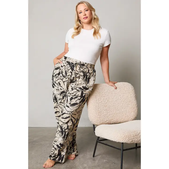 Curvy Drawstring Wide Straight Pant - Leafy Tropical