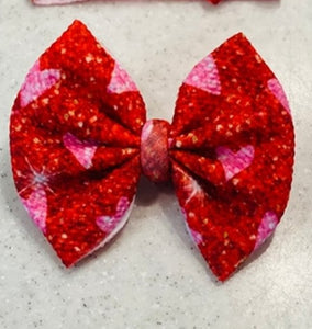 Red Hearts Bow